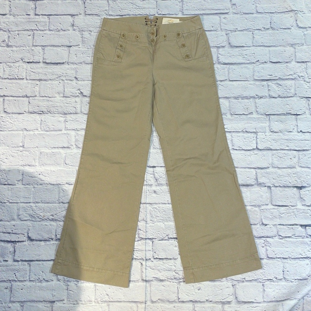 J Crew Classic Twill Chino (Broken In). Size 8